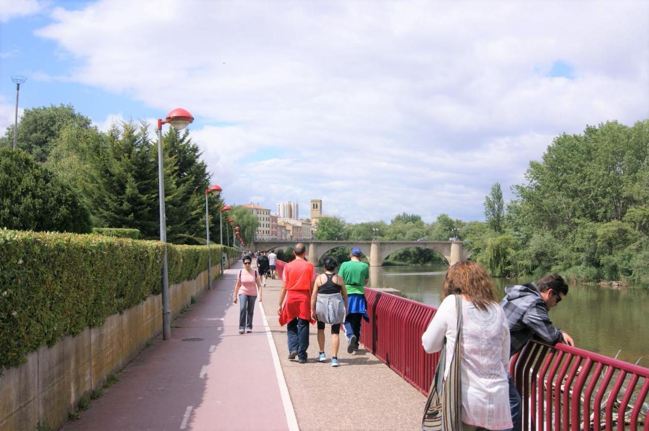 Logrocity Puerta Del Ebro Parking Privado Gratis Логроньо Экстерьер фото